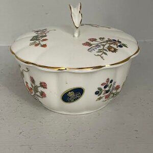 Aynsley "Somerset" Lidded Trinket Bowl with Butterfly Handle Bone China
